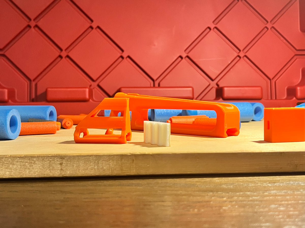 Nerf M16-like Carry handle and Iron Sights